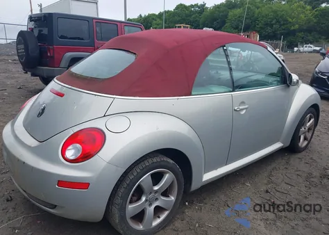 2009 Volkswagen New Beetle Blush Edition from USA, damaged, VIN 3VWSG31Y49M410785